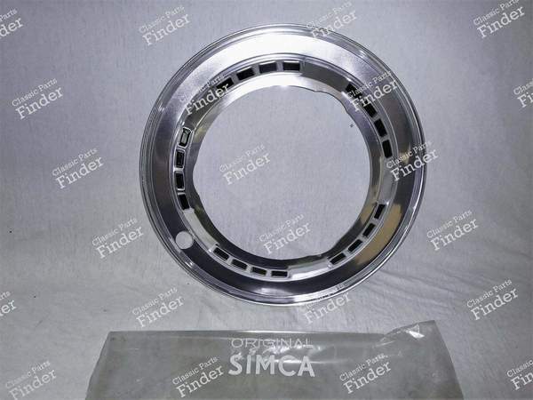Decorative ring for hubcap - SIMCA 1300 / 1500 / 1301 / 1501 - 32097 F