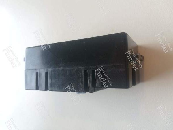 Digitale Borduhr - PEUGEOT 405 / Pars / Khazar - 1007 / 6155.78 / 6115J9- 6