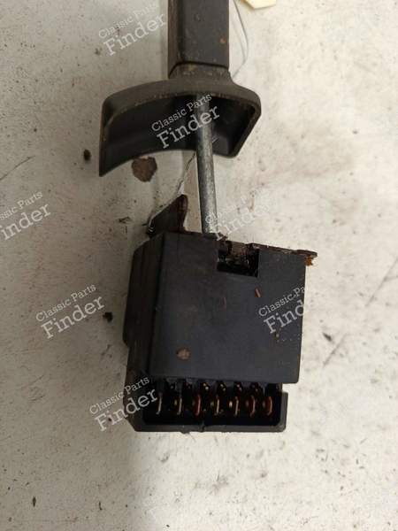 Commodo d'essuie-glace - RENAULT 5 (Supercinq) / Express / Rapid (R5) - 7700761979- 2