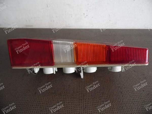 CABOCHON RIGHT REAR LIGHT - CITROËN CX - 8076M / 95653973- 8