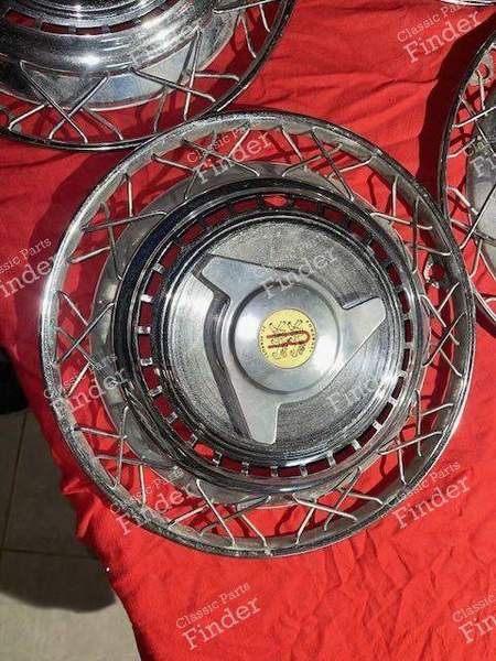 Ein Set zu 4 Radkappen mit Schmetterlingen - CITROËN DS / ID - 8