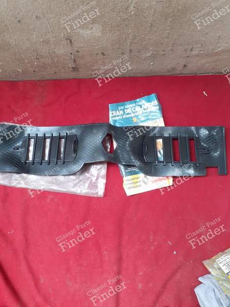 Kühlergrill-Display - TX-Version - RENAULT 16 (R16) - 1214 / 105825- 0