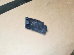 Towing eye cover (up to March 2003) - PEUGEOT 406 Coupé - 7414K5 / 131298- thumb-1