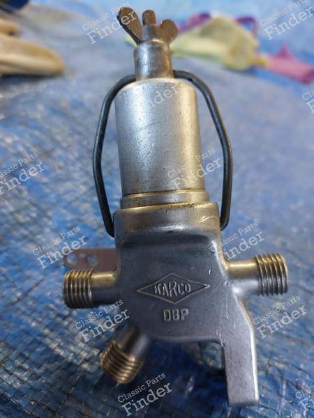 Kraftstoffwahlhahn mit Filter - MERCEDES BENZ 220 (W187) - A1874760690- 0