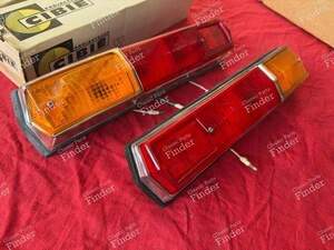 Ein komplettes Paar Rückleuchten - SIMCA-CHRYSLER-TALBOT 1100 / 1204 / VF