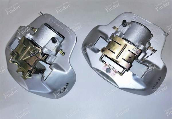1 pair of Lucas/Girling front brake callipers - PEUGEOT 504 Coupé / Cabriolet - 4400.38 + 4400.39- 0