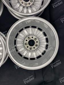 Original 'Gullideckel' Alloy Wheels 6Jx15 ET49 - MERCEDES BENZ 190 (W201) - 2014001502- thumb-8