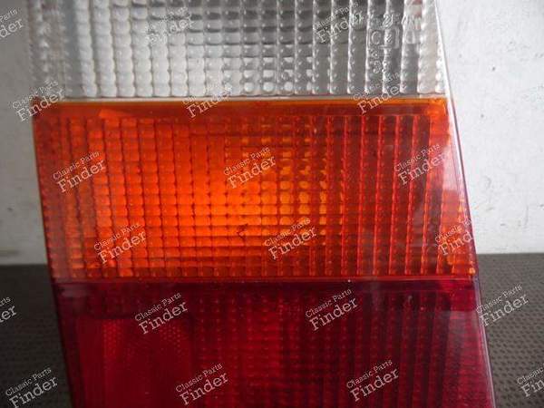 CABOCHON REAR LIGHT LEFT - CITROËN CX - 95653973 / 8076M- 2