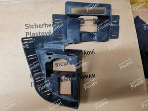 Halterung für den linken Nebelscheinwerfer – Facelift-Version - PEUGEOT 406 Coupé