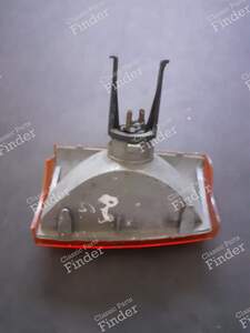 Clignotant avant gauche - Phase 1 - RENAULT 9 / Alliance / Broadway / 11 / Encore (R9 / R11) - 6076M- thumb-1