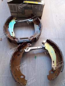 Rear brake shoe - RENAULT Clio - 7701205095- thumb-1