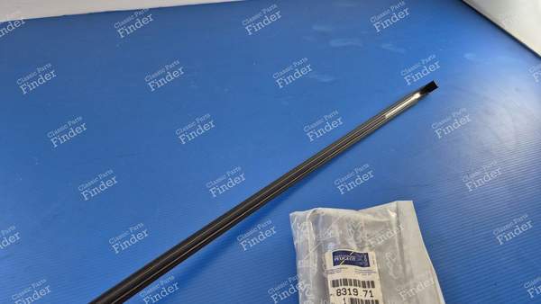 Dachleiste oder Dachhimmel - PEUGEOT 106 - 8319.71- 3