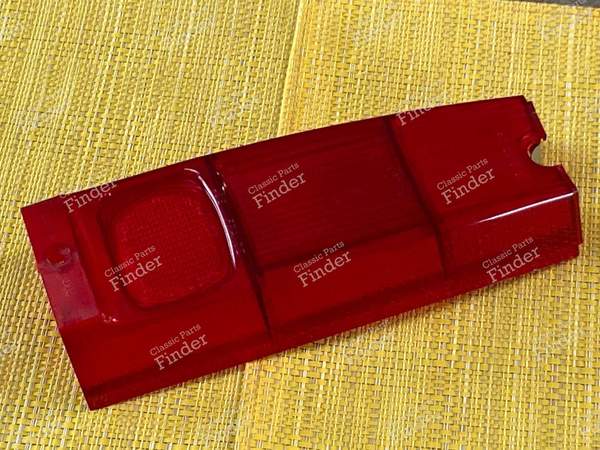 Taillight cap red Peugeot 404 Estate - PEUGEOT 404 - 615- 0