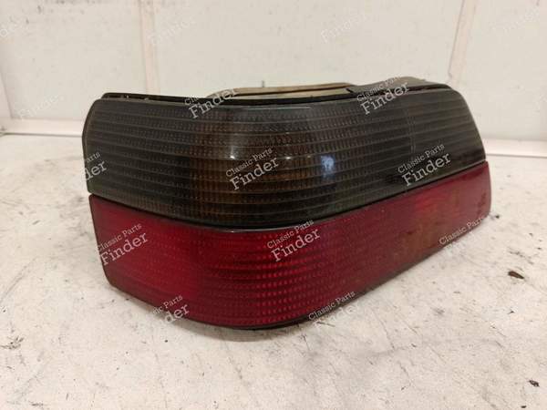 Feu arrière gauche - Phase 2 - PEUGEOT 605 - 1