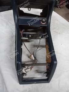 Mittelkonsole - AUDI 80 / 4000 / 5+5 (B2) - thumb-2