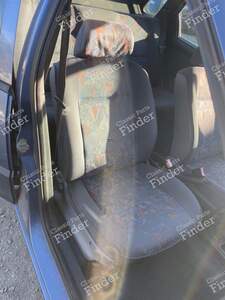 Front Right Seat - CITROËN ZX