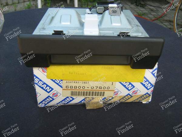 Cendrier complet - NISSAN Terrano / Pathfinder (WD21) - 6880007G00- 0