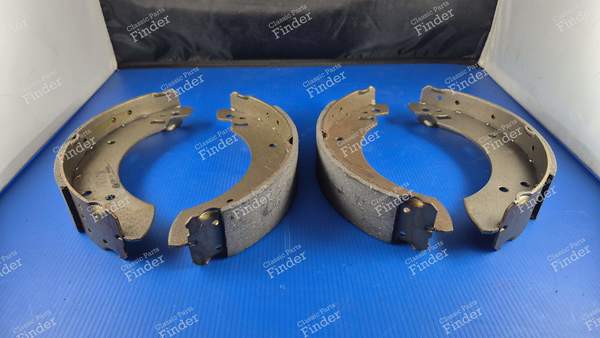 Jeu de 4 mâchoires de freins arrière - FORD Escort (MK1) - 5020545- 2