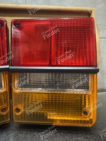 Taillight assembly - SAAB 900 - 208891- 1