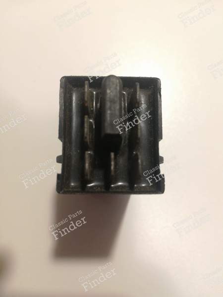 Relais pompe à carburant - BMW 3 (E30) - 1286727 / 5WK2221- 4