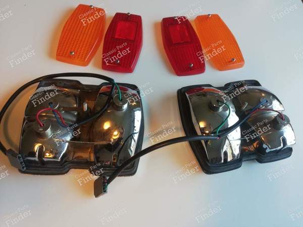 Pair of phase 1 rear lights - PEUGEOT 304 - OEM: 6342.28 / 8076 B G- 8