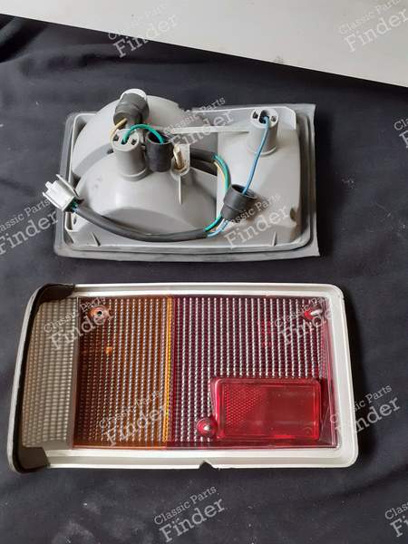 Right rear light - Sedan version - PEUGEOT 104 / 104 Z - 1211270 / 6343.90- 3