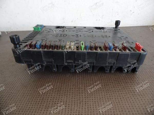 PLATINE PORTE FUSIBLES ET RELAIS - Phase 2 - PORSCHE 944 - 94461011000- 2