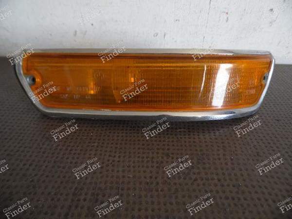 RIGHT FRONT TURN SIGNAL 63138454103 BMW SERIE 02 / E10 - BMW 1502 / 1602 / 1802 / 2002 / Touring (02-Serie) - 63138454103- 1
