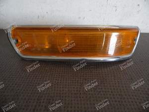 RIGHT FRONT TURN SIGNAL 63138454103 BMW SERIE 02 / E10 - BMW 1502 / 1602 / 1802 / 2002 / Touring (02-Serie) - 63138454103- thumb-1