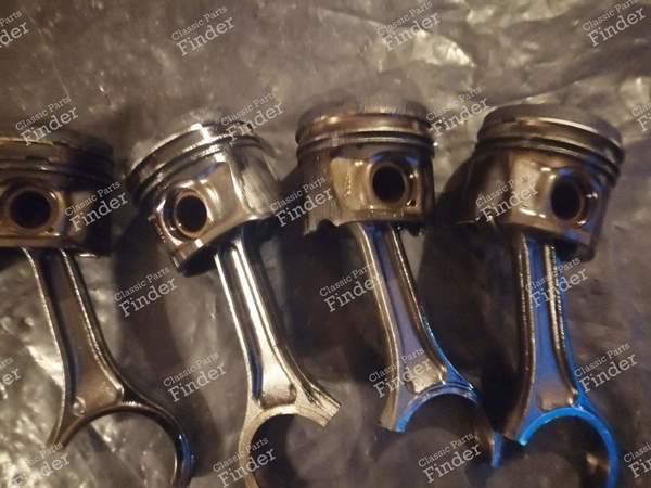 Engine pistons 2.7 HDI PSA 204 hp din - CITROËN C6 - 1