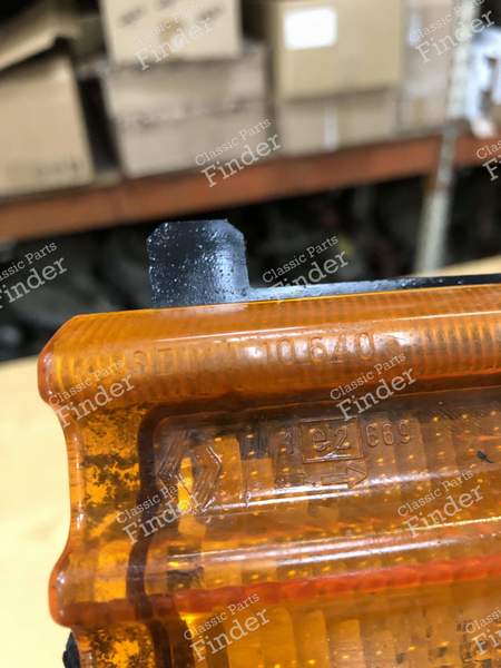 Left front turn signal - RENAULT Master - 10640G- 2