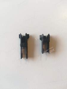 Agrafes pour loquet de fermeture de porte - PEUGEOT 405 / Pars / Khazar