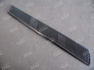 GRILLE D'AILE ARRIERE DROITE RENAULT R5 - RENAULT 5 / 7 (R5 / Siete) - 7700631791- thumb-1