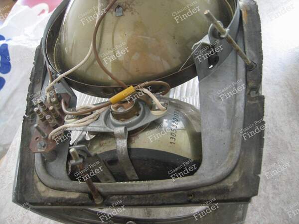 Scheinwerfer - MERCEDES BENZ W111 / W112 (Heckflosse) - CR 03011850006 / 1305630022- 3