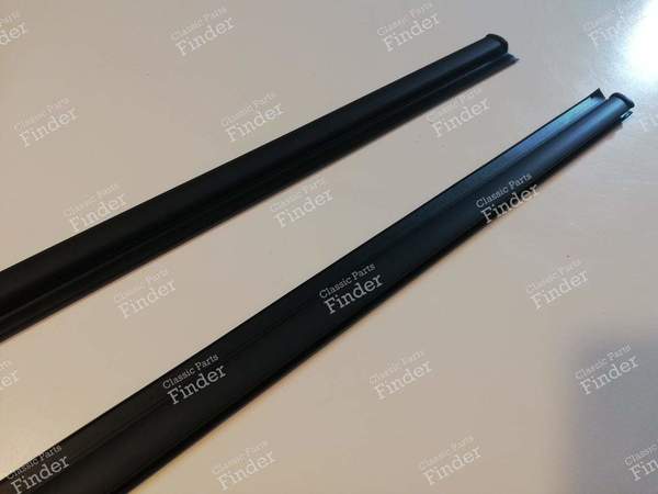 Left and right front lower door trim - BMW 5 (E34) - 4