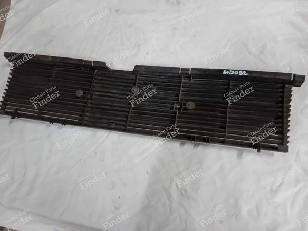 Calandre - AUDI 80 / 4000 / 5+5 (B2) - 811853655- 3