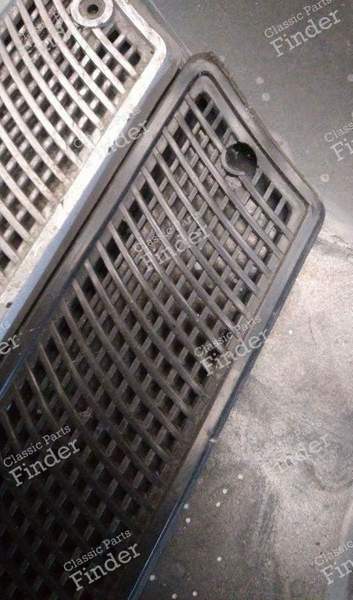 Rear ventilation grilles - RENAULT 5 / 7 (R5 / Siete) - 2