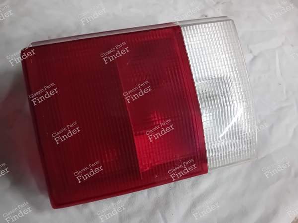 Left rear light - AUDI 80/90 (B3/B4) - 893945093G / 296101- 0