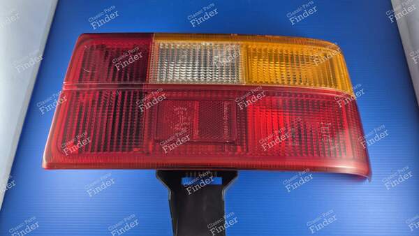 Komplettes rechtes Rücklicht - RENAULT 18 (R18) - 9EL121362-001- 0