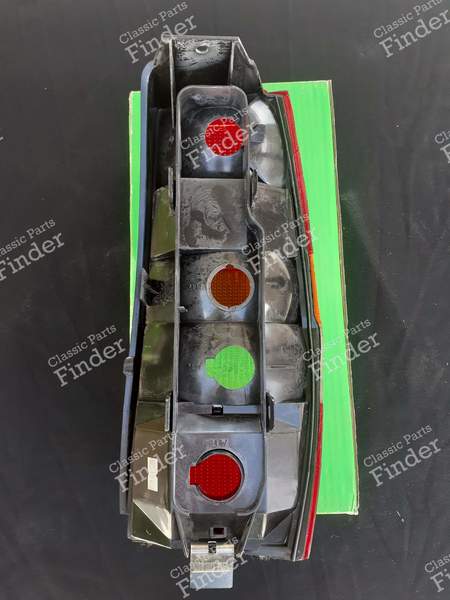 Left rear light - Station wagon version - PEUGEOT 305 - 083531- 1