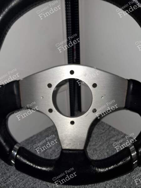 MOMO steering wheel - AUDI 80/90 (B3/B4) - KBA70142- 2