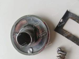 Halterung für das Kühlergrill-Emblem - MERCEDES BENZ S (W116) - 1168800086- thumb-3