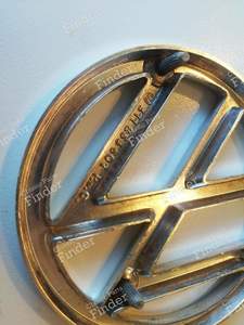VW hood emblem - VOLKSWAGEN (VW) 1500 / 1600 (Typ 3) - 311853601- thumb-5