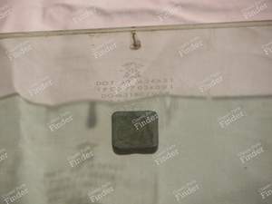 Getönte Original-Windschutzscheibe - PEUGEOT 305 - thumb-5