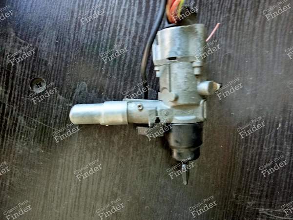 Contact lock - MERCEDES BENZ E (W124) - 1900.01- 2