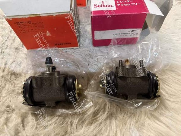 Cylindre de roue - MAZDA B1500 / 1600 / 1800 - 060333610- 0