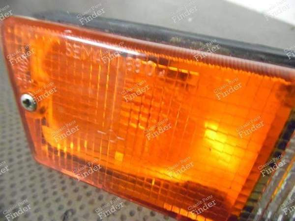 BLINKER / ZÜNDBRENNER VORNE RECHTS SEIMA RENAULT 5 - RENAULT 5 / 7 (R5 / Siete) - 10680D- 1