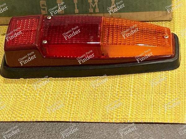 1 Seima Renault 8 and Alpine A110 right rear light cap - RENAULT 8 / 10 (R8 / R10) - 612- 1