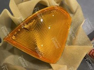Right front turn signal lamp - AUDI 100 / 200 / 5000 (C2)