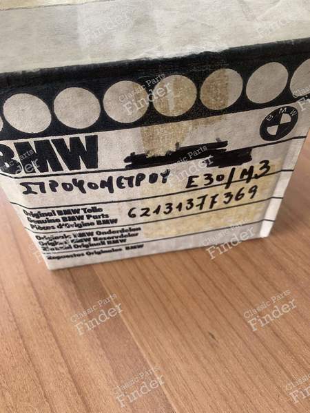 Compte-tours avec contrôle de la température de l'huile - BMW 3 (E30) - 62131377369- 9
